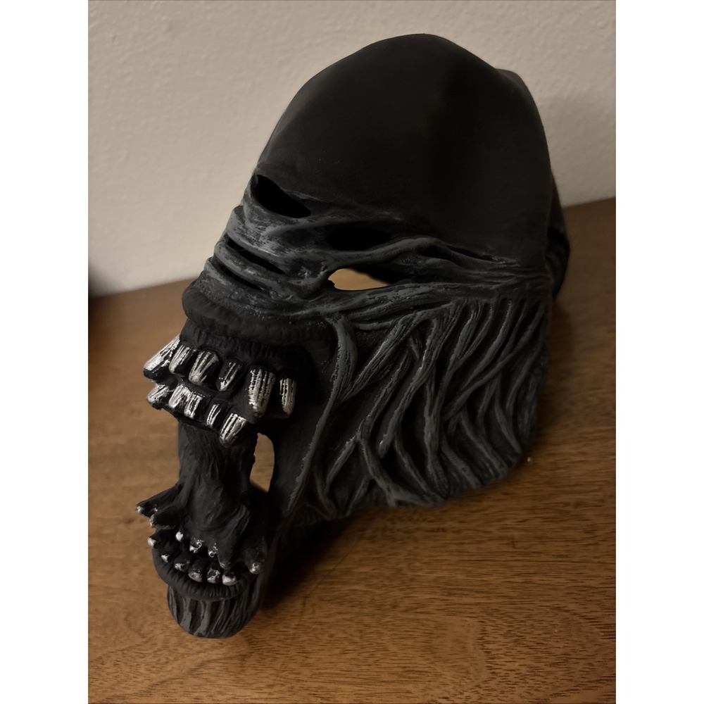 2007 Xenomorph Alien vs Predator AVP Mask Vinyl Halloween Costume Rubies